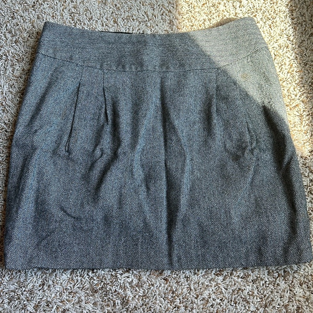 Ann Taylor Loft Wool Blend Skirt with pockets, size 10